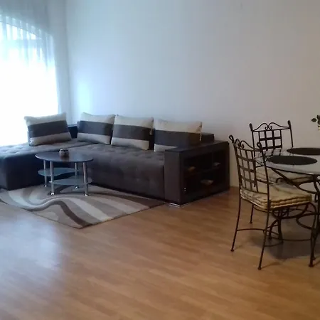 Sarafovo Апартаменты *